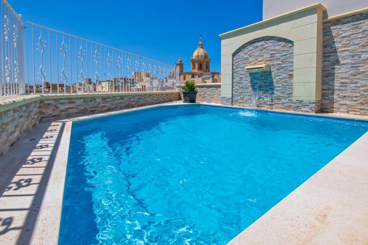 Ta' Dun Martin And Taz-Zija Bed And Breakfast Nadur Bagian luar foto