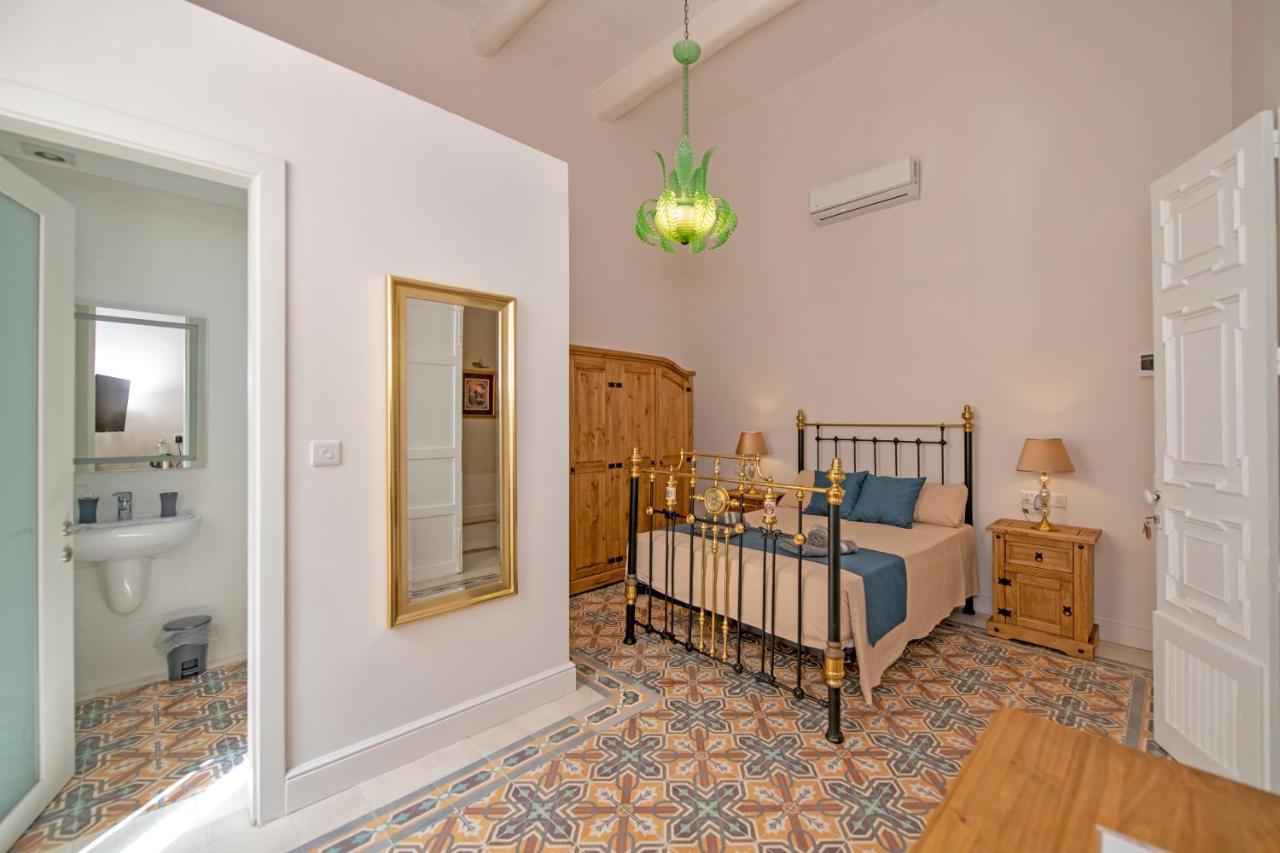 Ta' Dun Martin And Taz-Zija Bed And Breakfast Nadur Bagian luar foto