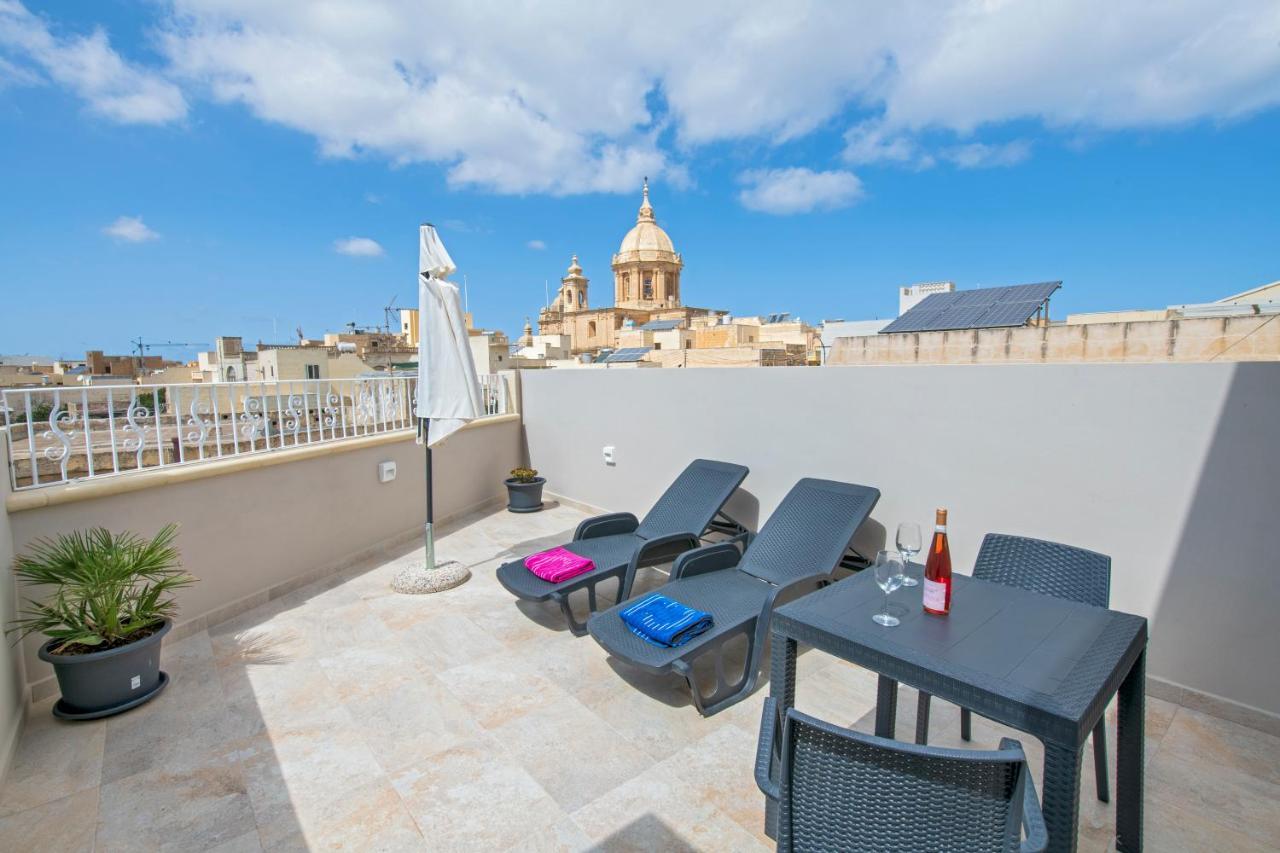 Ta' Dun Martin And Taz-Zija Bed And Breakfast Nadur Bagian luar foto