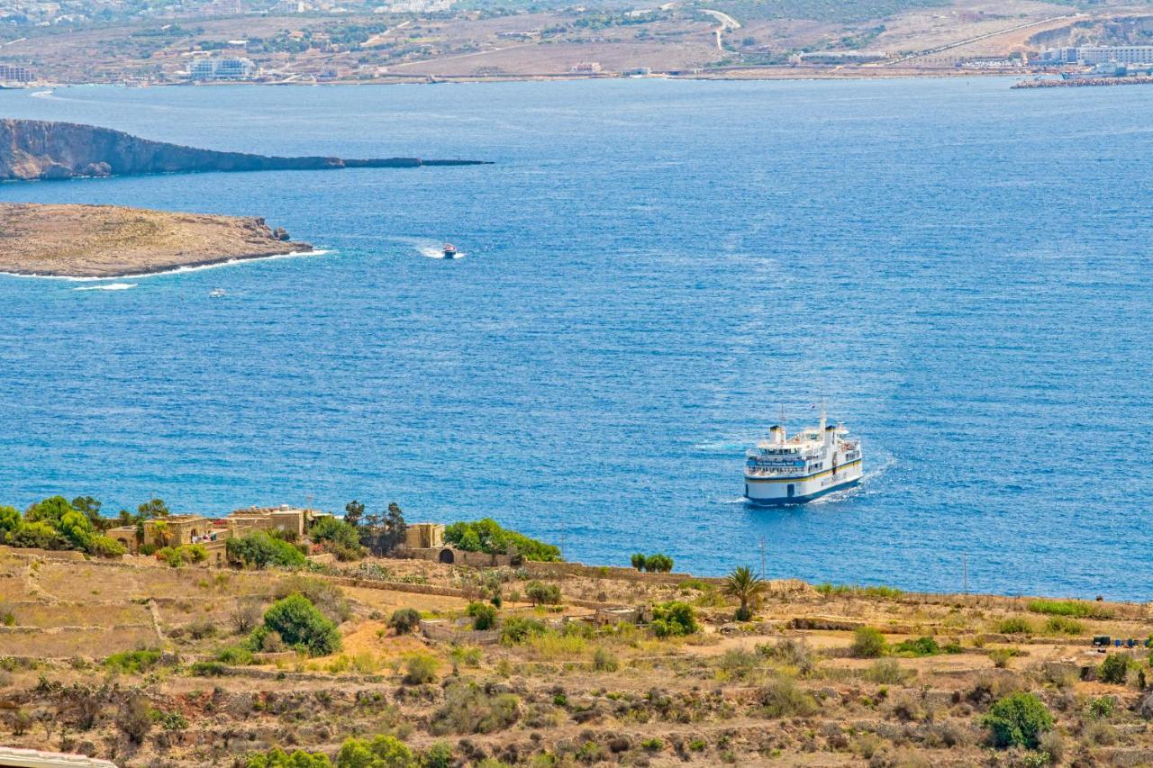 Ta' Dun Martin And Taz-Zija Bed And Breakfast Nadur Bagian luar foto
