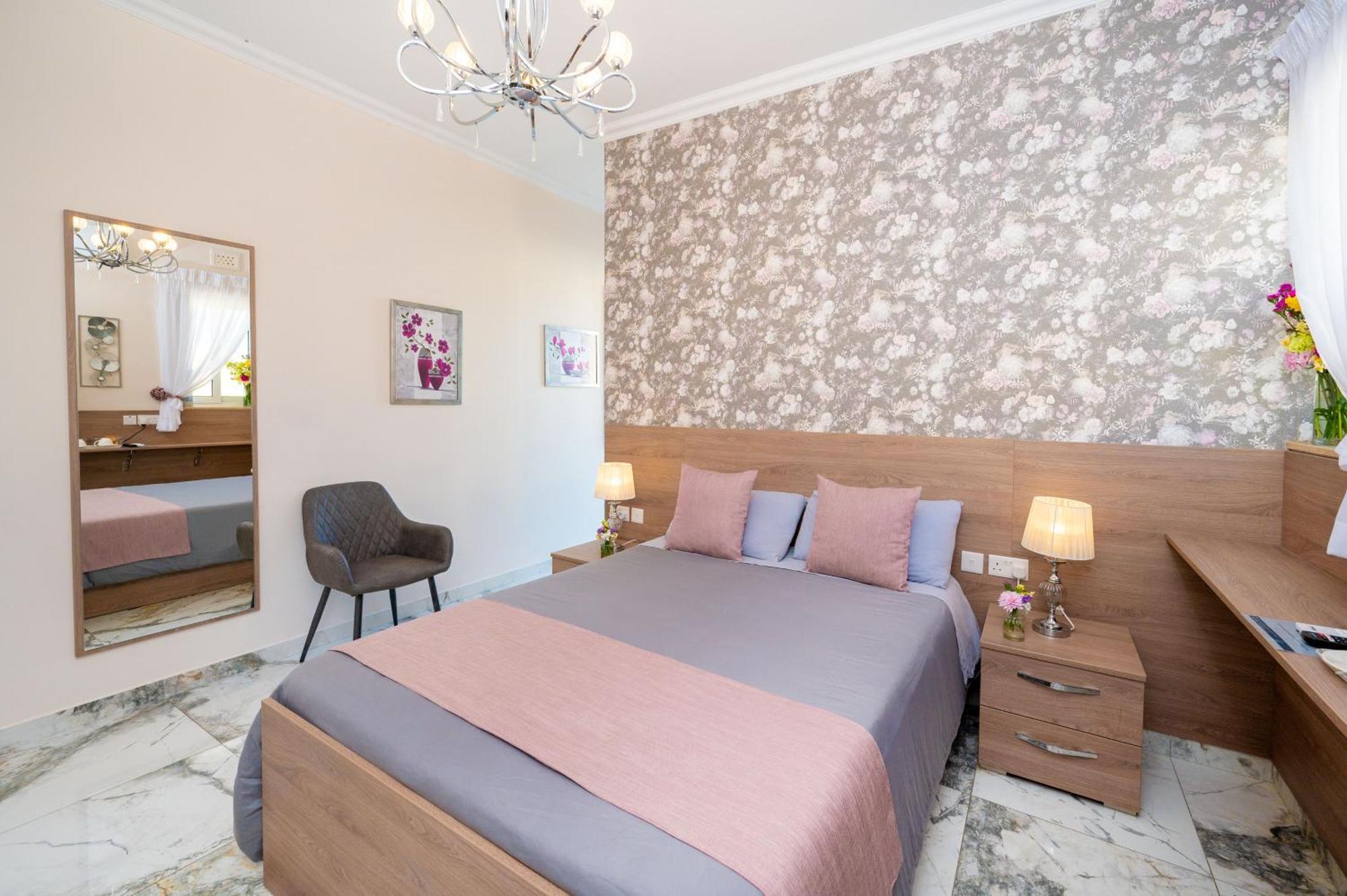 Ta' Dun Martin And Taz-Zija Bed And Breakfast Nadur Bagian luar foto
