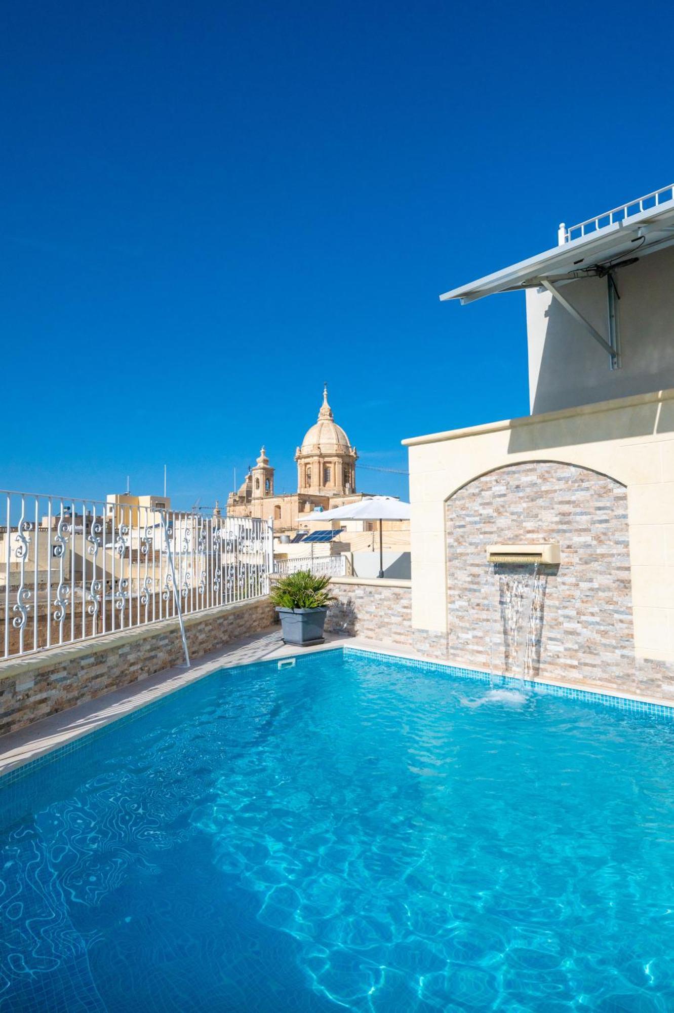 Ta' Dun Martin And Taz-Zija Bed And Breakfast Nadur Bagian luar foto