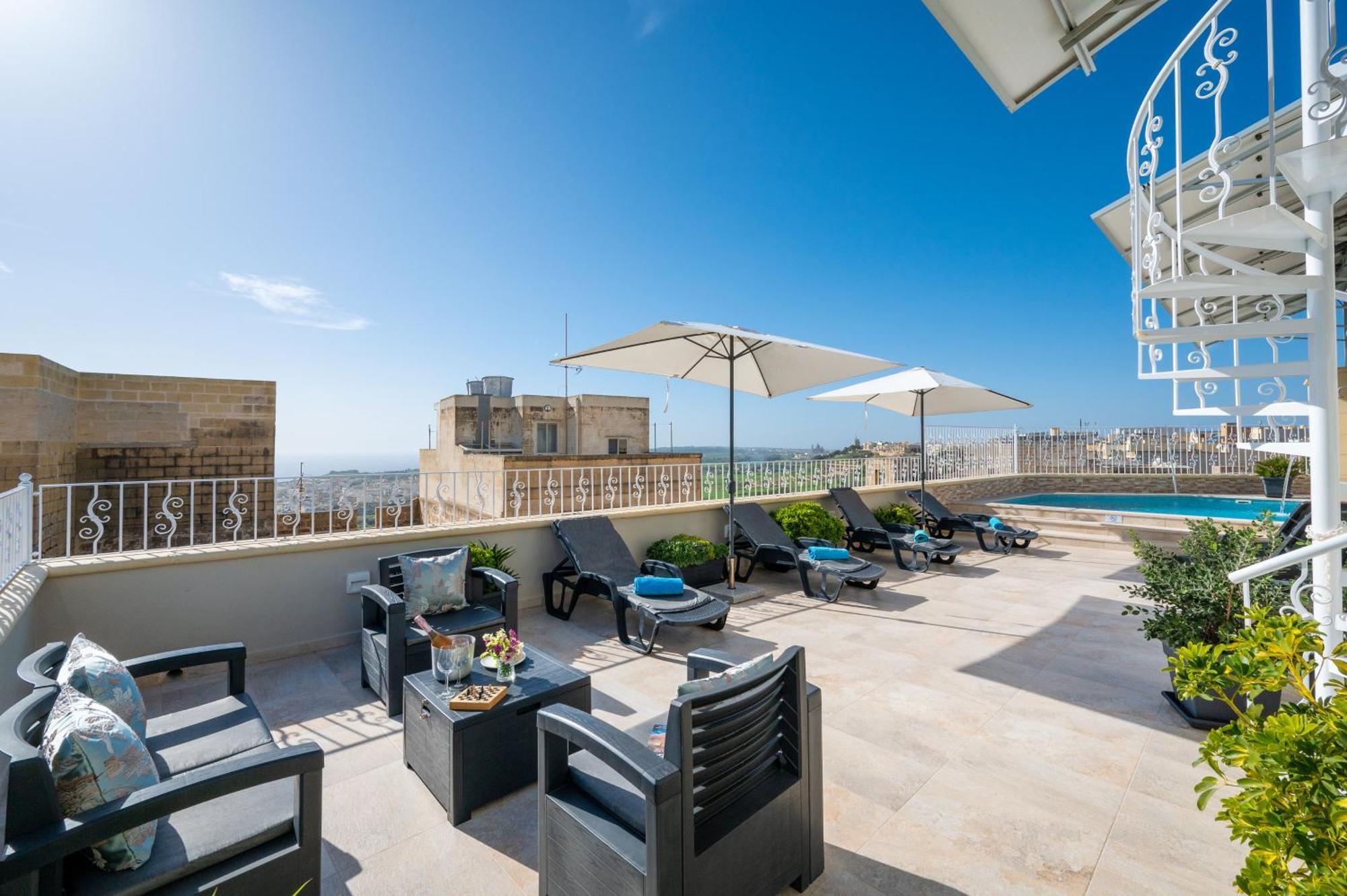 Ta' Dun Martin And Taz-Zija Bed And Breakfast Nadur Bagian luar foto